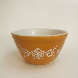 Pyrex Vintage 401 Butterfly Gold